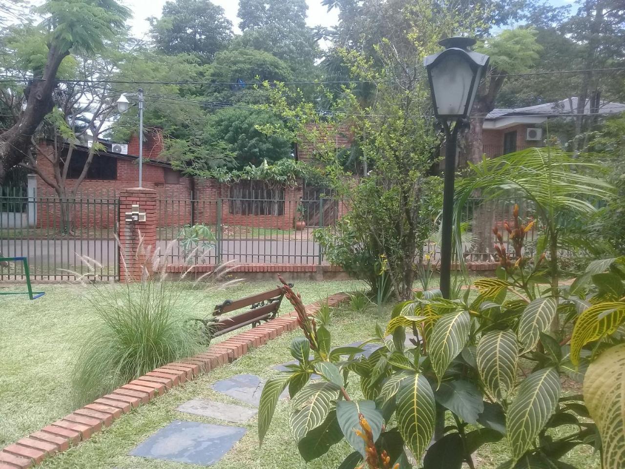 Hospedaje Los Vencejos Puerto Iguazu Luaran gambar